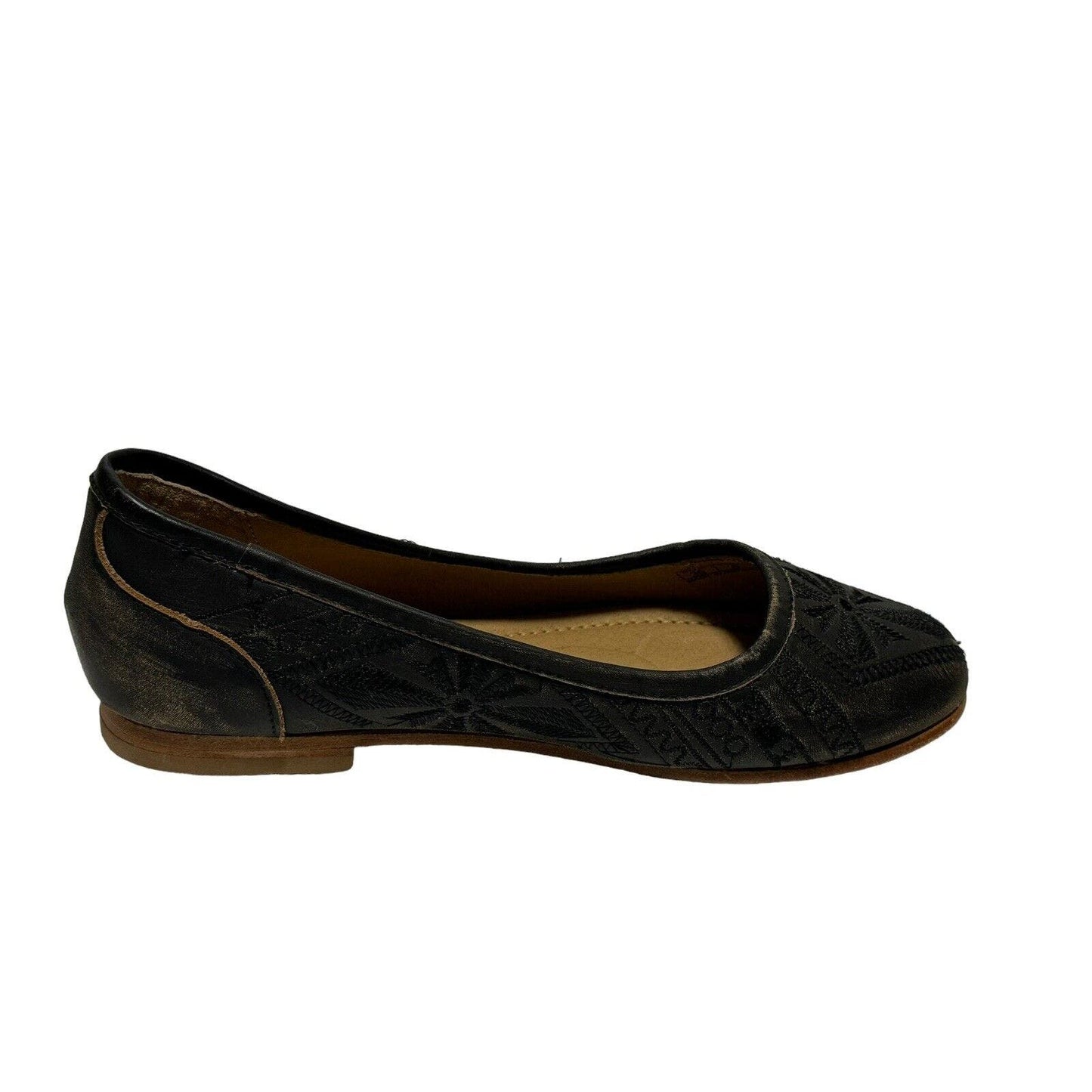 Musse & Cloud Kendal Black Distressed and Embroidered Flats Womens Size 8
