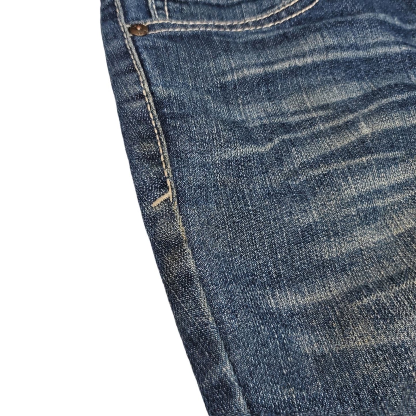 l.e.i. Jeans Bridget Curvy Bootcut Denim Size 5 *Damaged*