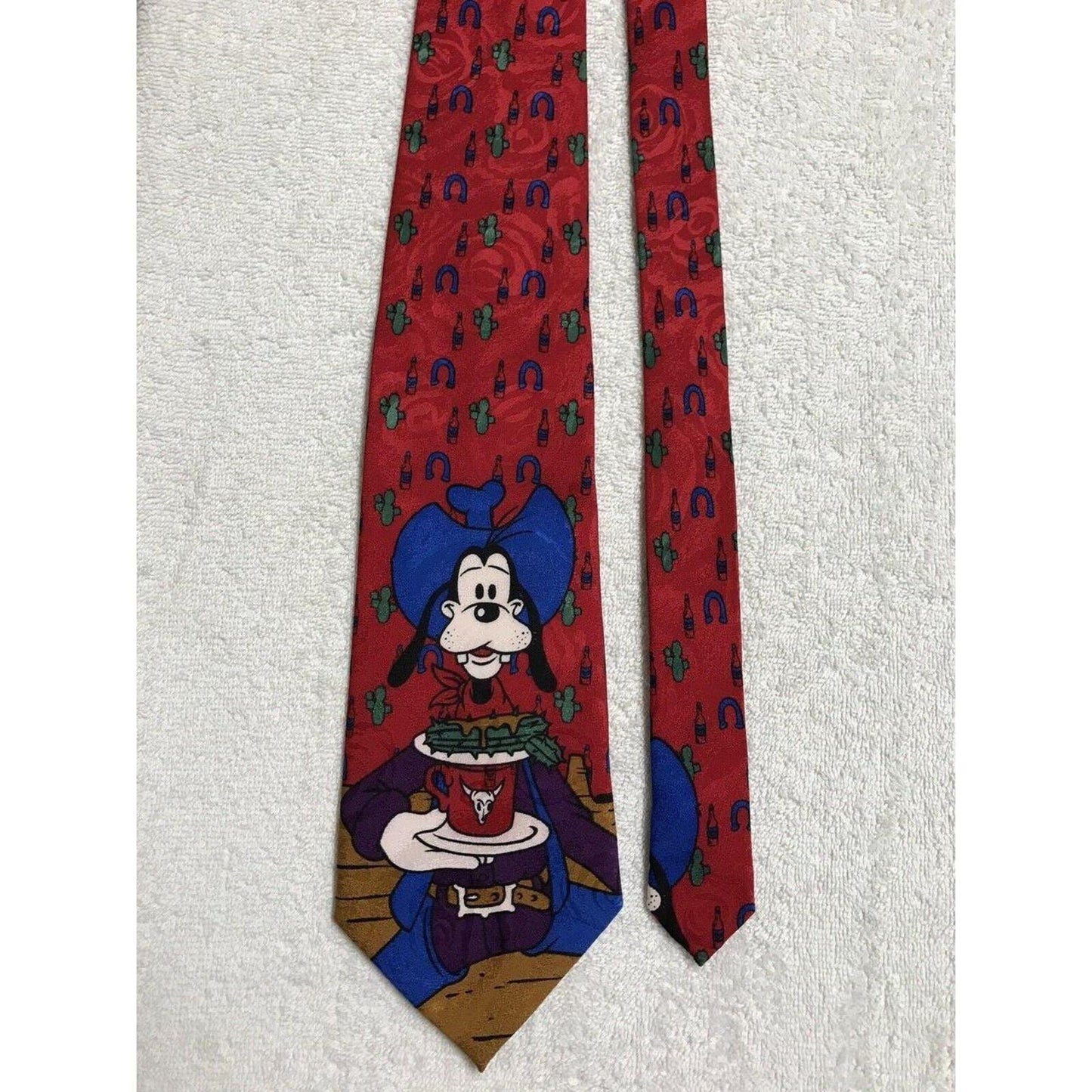 Disney Mickey Unlimited Cowboy Goofy Cactus Vintage Cartoon Novelty Tie Necktie