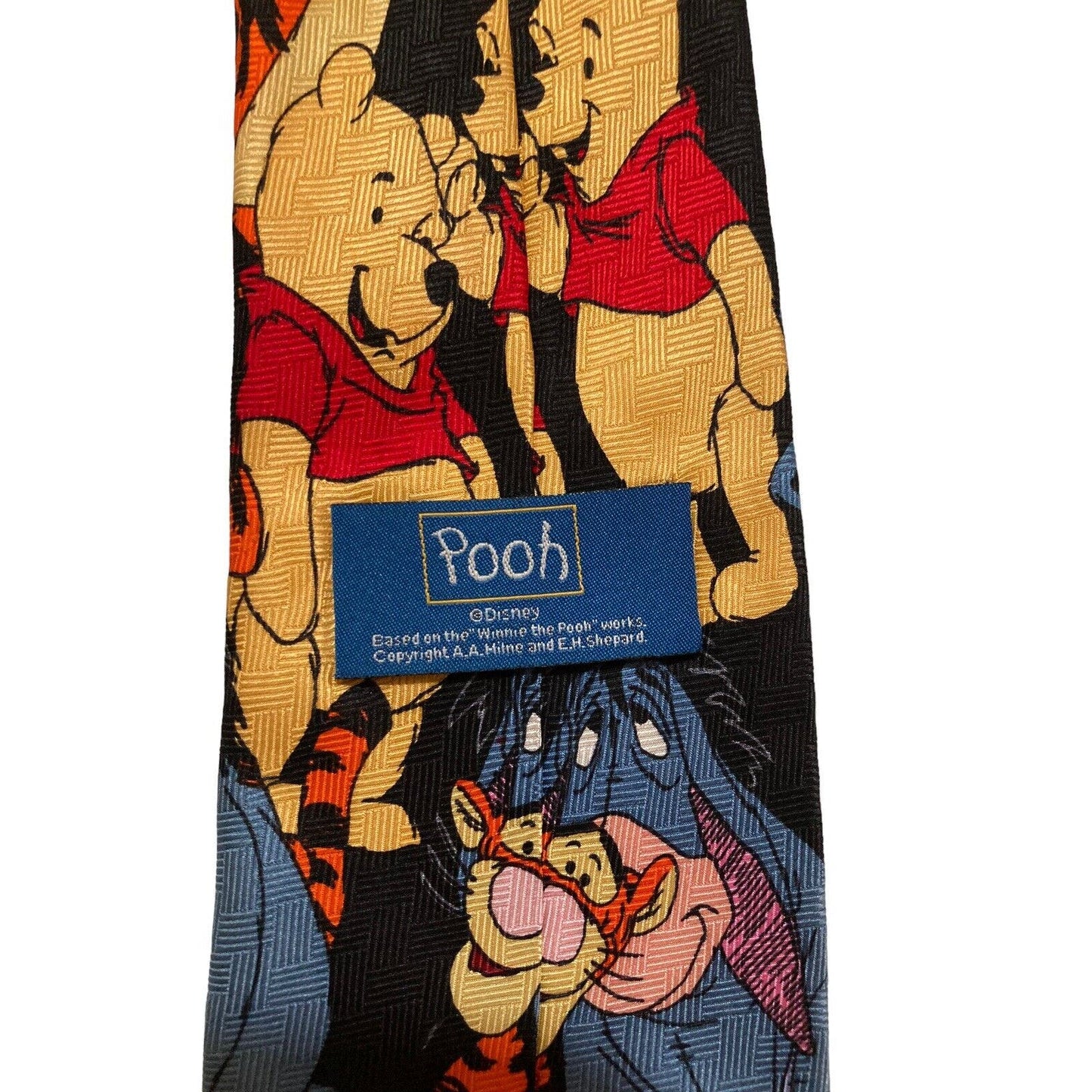 Disney Winnie The Pooh Tigger Eeyore Cartoon Vintage Novelty Necktie